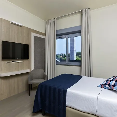 Living Milano 4* Cornaredo