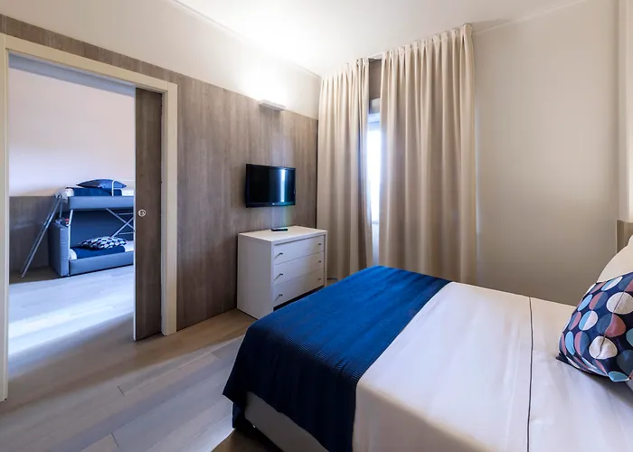 Hotel Living Milano 4*