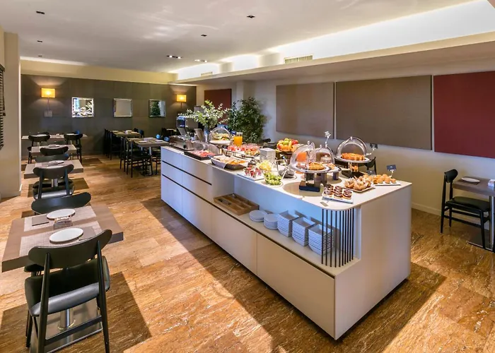 Hotel Living Milano 4*