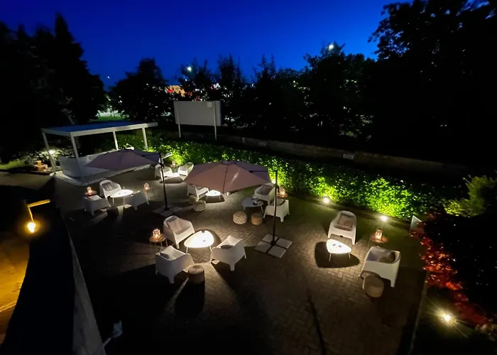 Living Milano 4*