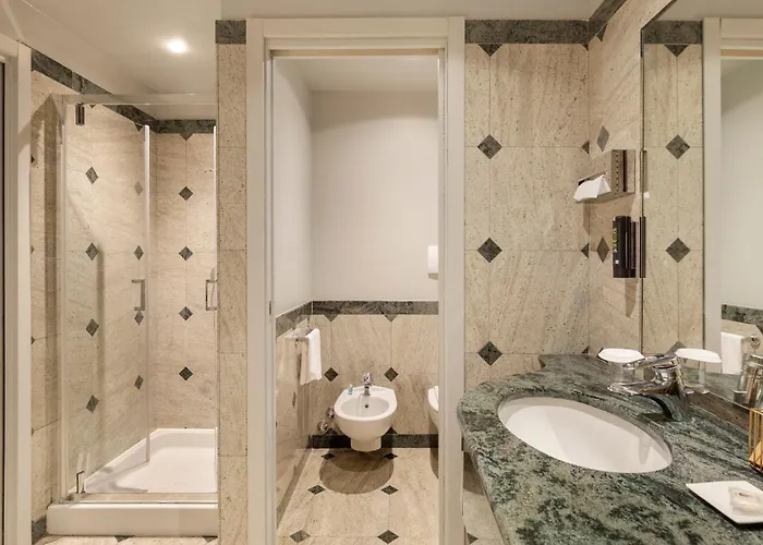 Living Milano 4*
