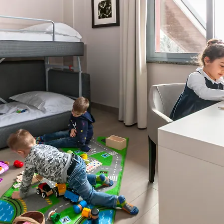 Hotel Living Milano 4*