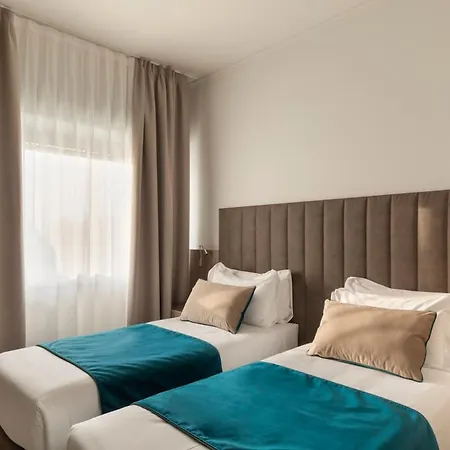 ホテル Living Milano コルナレード