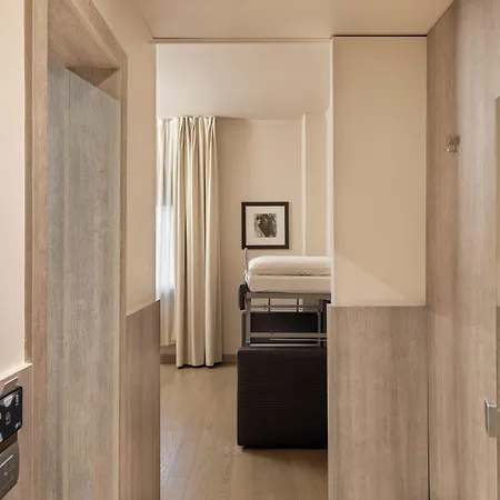 Living Milano Hotel 4*