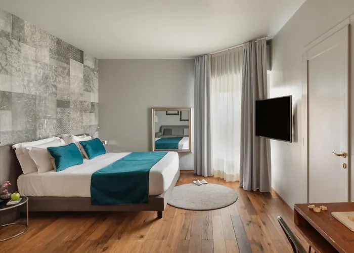 Living Milano 호텔 4*