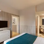 Living Milano 4*